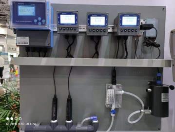 泳池五參數在線檢測儀 檢測參數： pH, ORP 余氯,濁度， 溫度